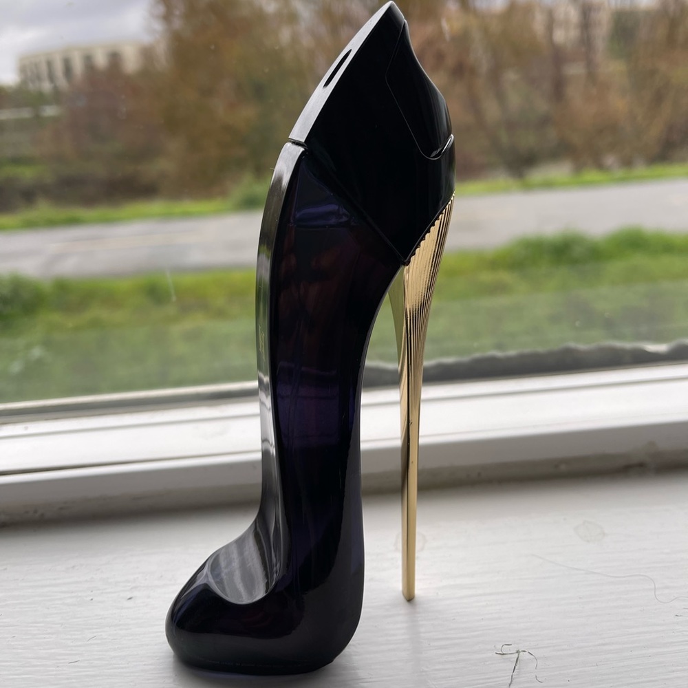 Carolina Herrera Perfume